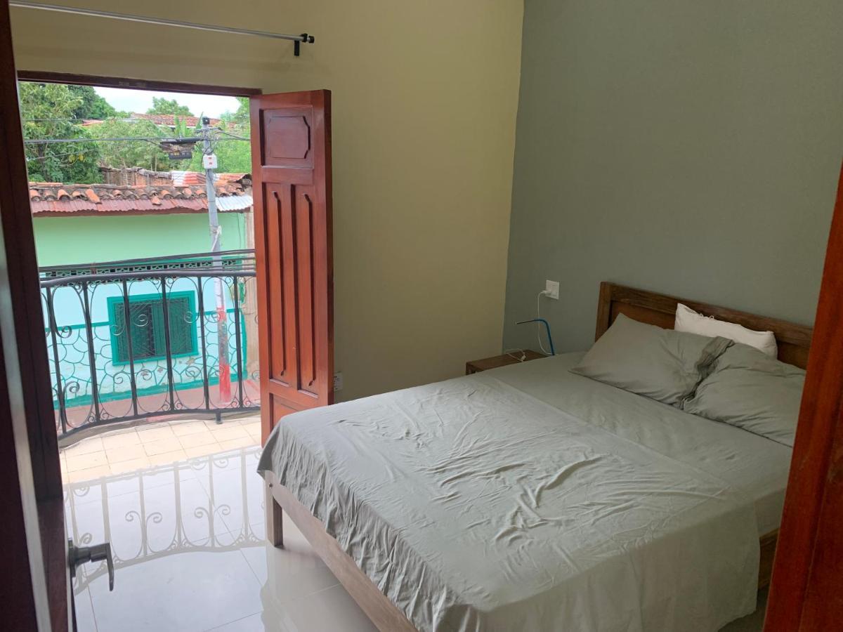 Apartamentos Casa Amarilla Granada  Kültér fotó