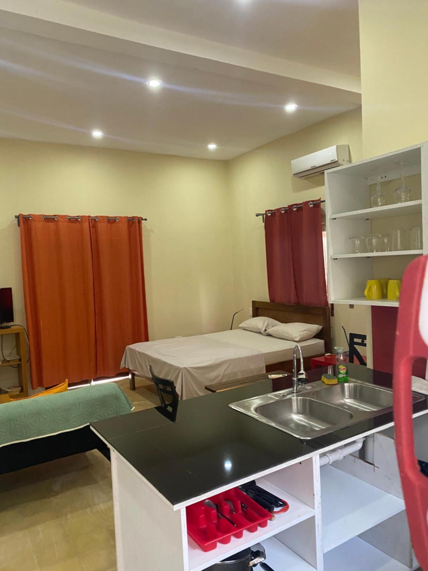 Apartamentos Casa Amarilla Granada  Kültér fotó