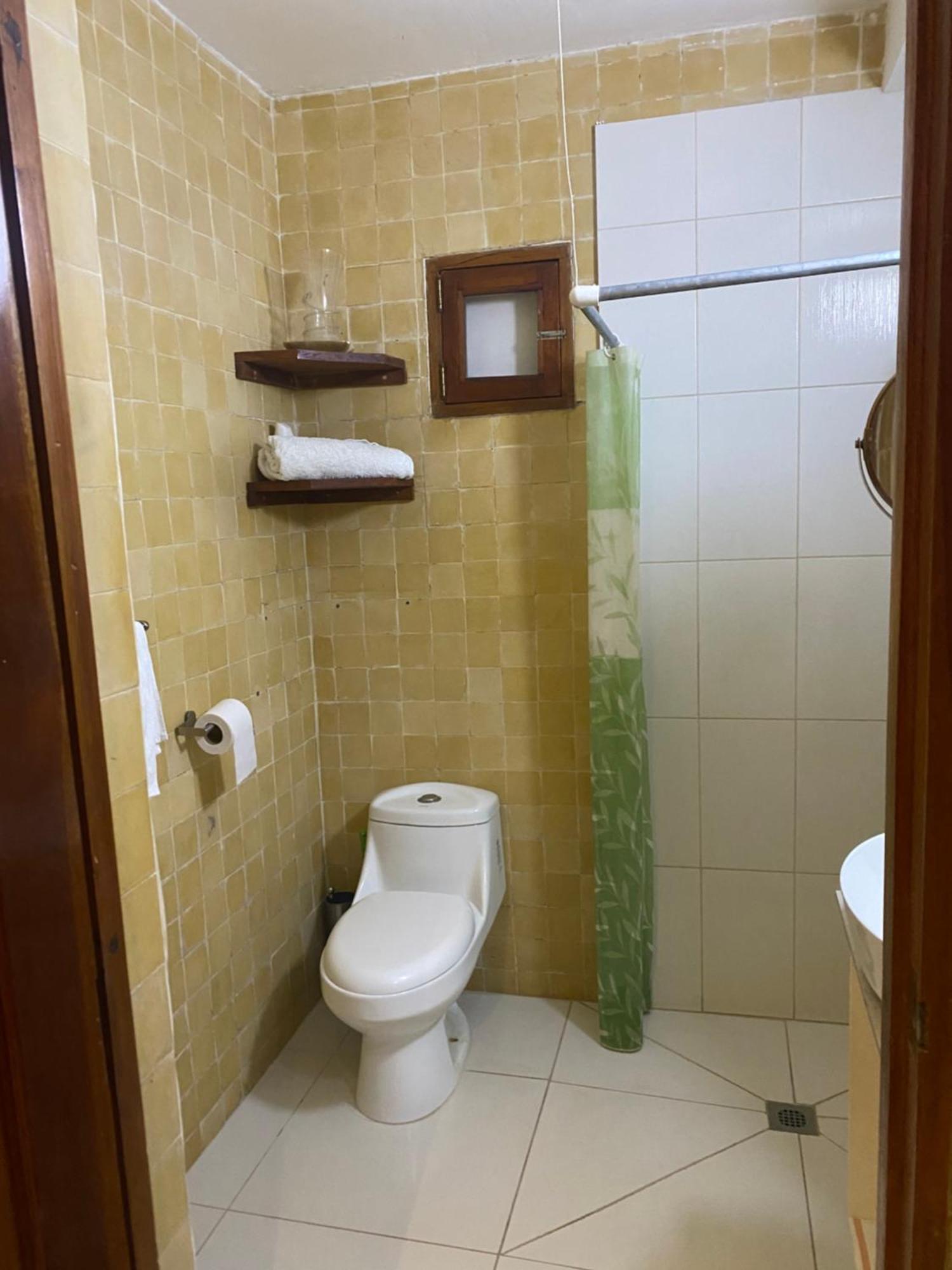 Apartamentos Casa Amarilla Granada  Kültér fotó
