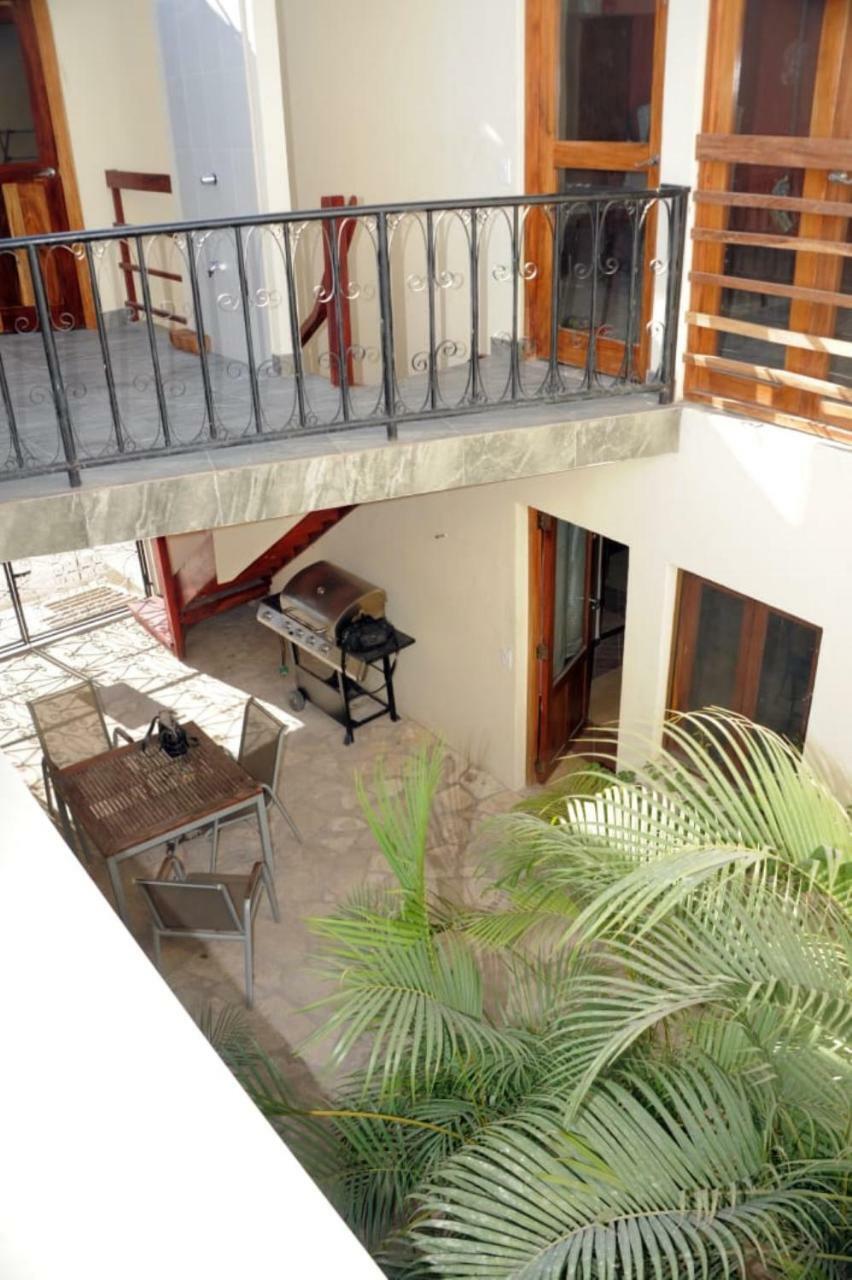Apartamentos Casa Amarilla Granada  Kültér fotó