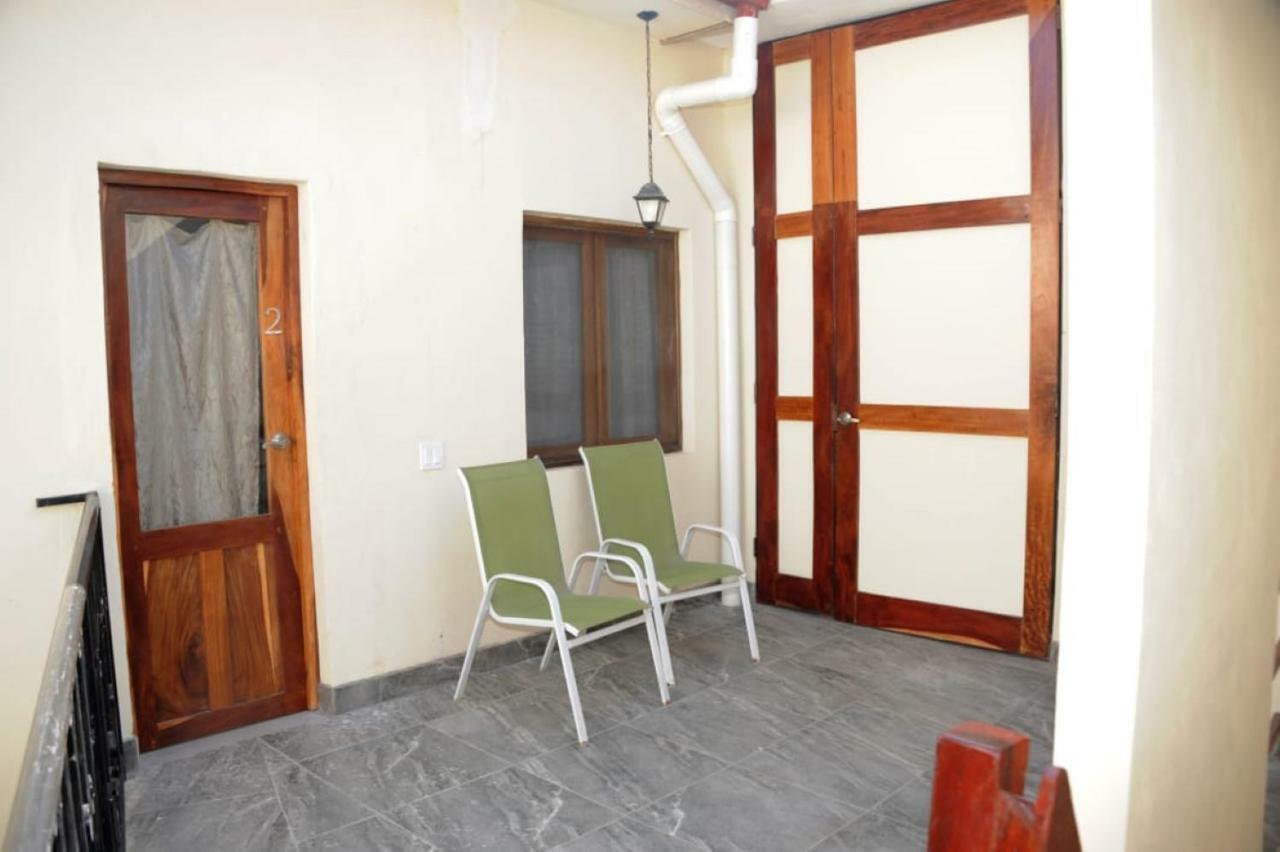 Apartamentos Casa Amarilla Granada  Kültér fotó